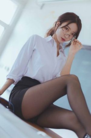 赵丽颖与凤行